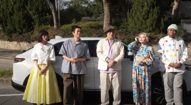 ヴェゼルのcmに出演しているメンバーは コンセプトは多種多様 50歳からをもっと愉しむ主婦ライフ